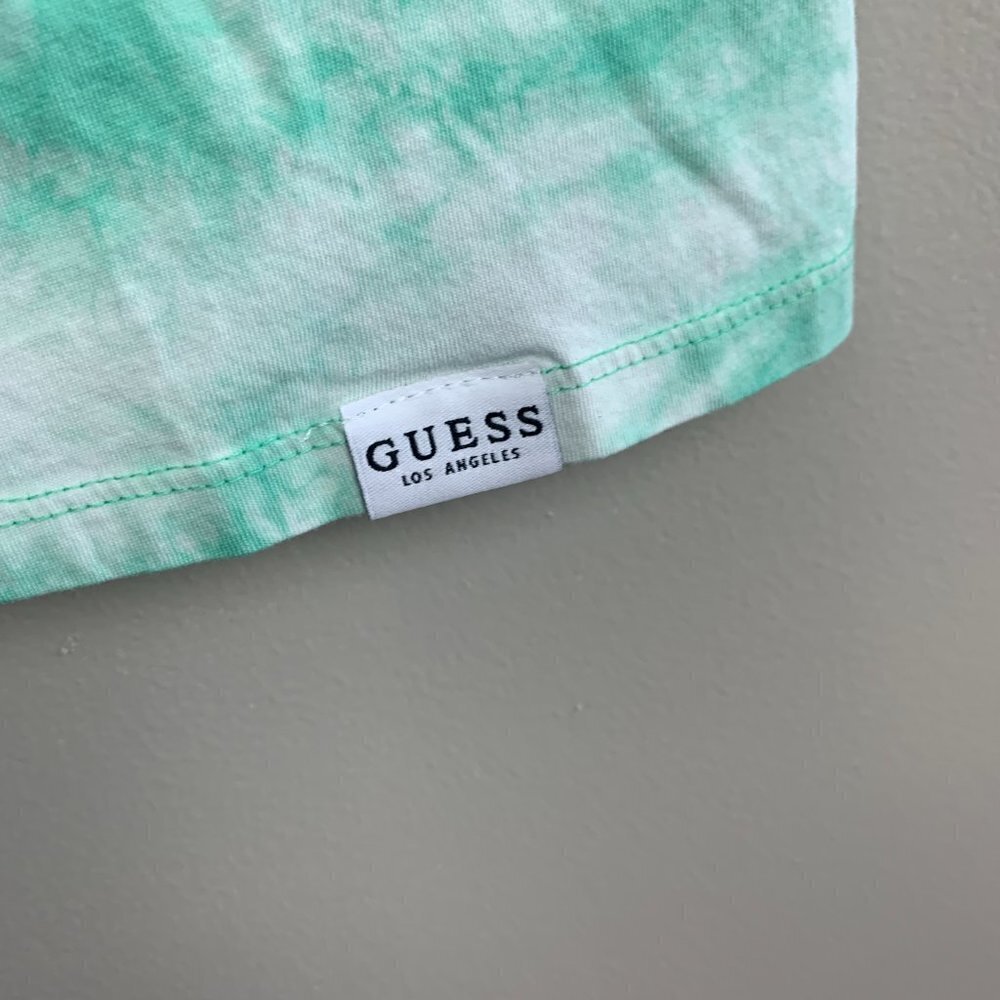 Guess Los Angeles Green Tie Dyed T-shirt Size Medium - Picture 2 of 5